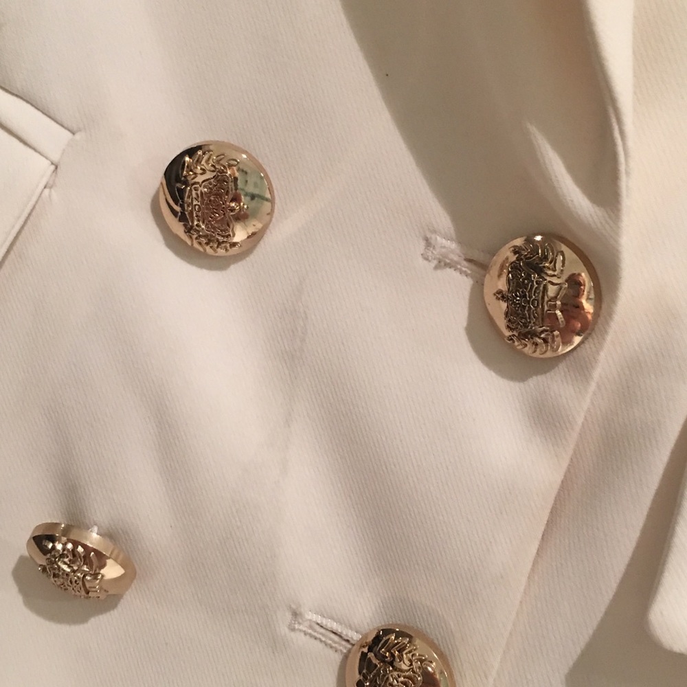 White jacket - Picture 4 of 5